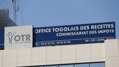 Les paiements à travers les plateformes informatiques des banques commerciales partenaires Union Togolaise de Banque (UTB) et International Business Bank-Togo (IB Bank-Togo) sont suspendus jusqu'à nouvel ordre. C’est le commissaire général de l’Office togolais des recettes (OTR), Philippe Tchodiè qui a donné l’information.